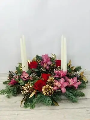 Christmas Glamour Table Arrangement