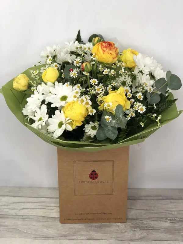 Delightful Daisy April Birthday Flowers