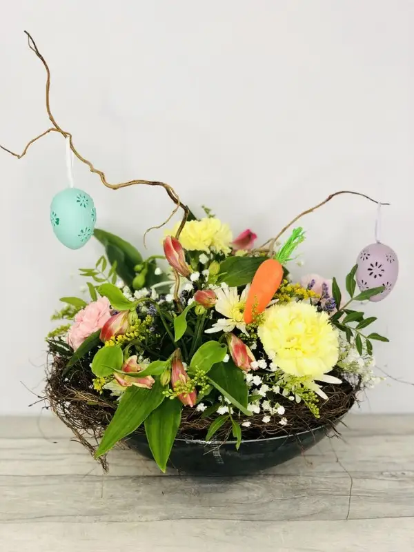 Easter Nest Table Arrangement