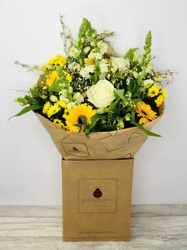 Lemon Drizzle Handtied Large