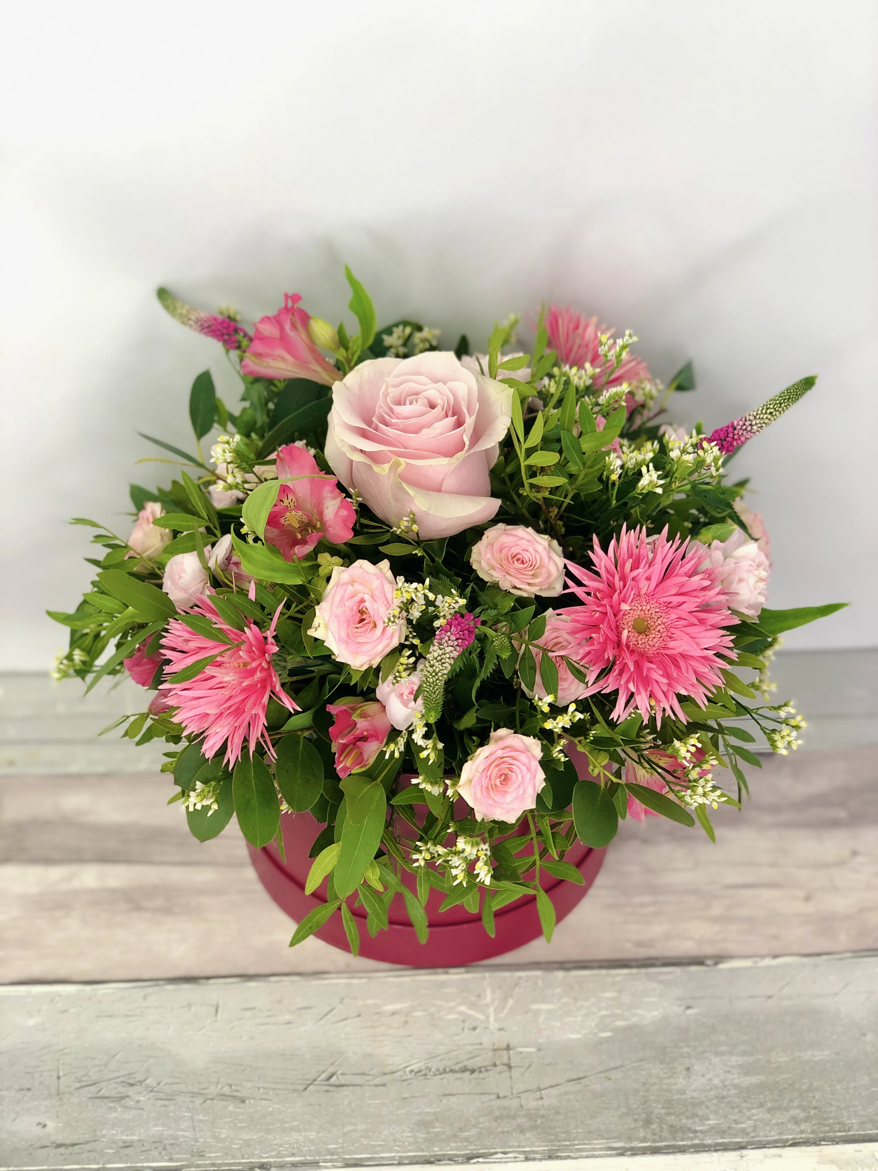 Woo Woo Hatbox Of Summer Flowers